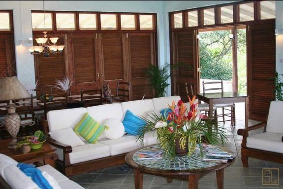 加勒比圣露西亚岛香格里拉芙蓉别墅客厅