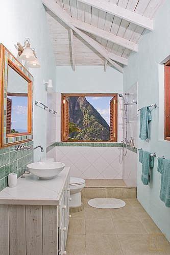 加勒比圣露西亚岛香格里拉芙蓉别墅浴室