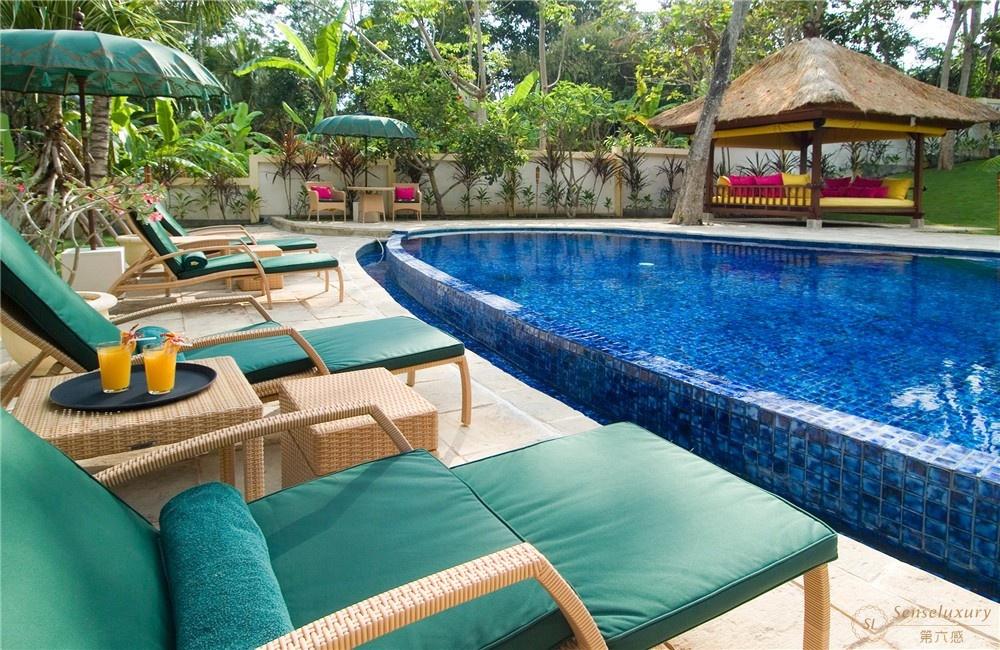 印尼巴厘岛玛卡别墅沙滩椅