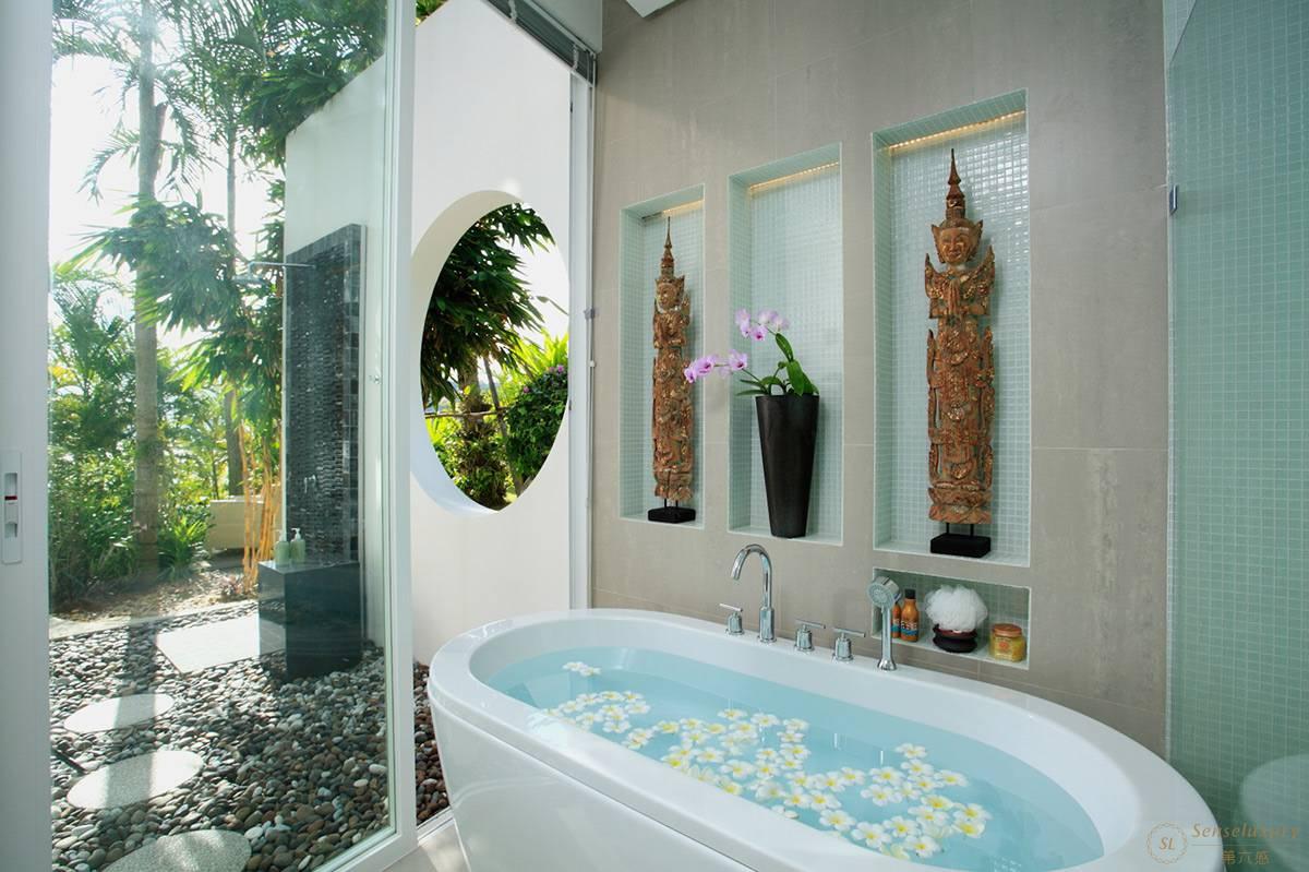 泰国普吉岛卡莉佩别墅浴缸