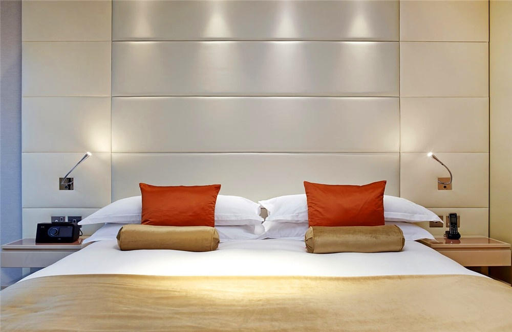 Cheval Three Quays_1-bedroom Apartment - Photo 11
