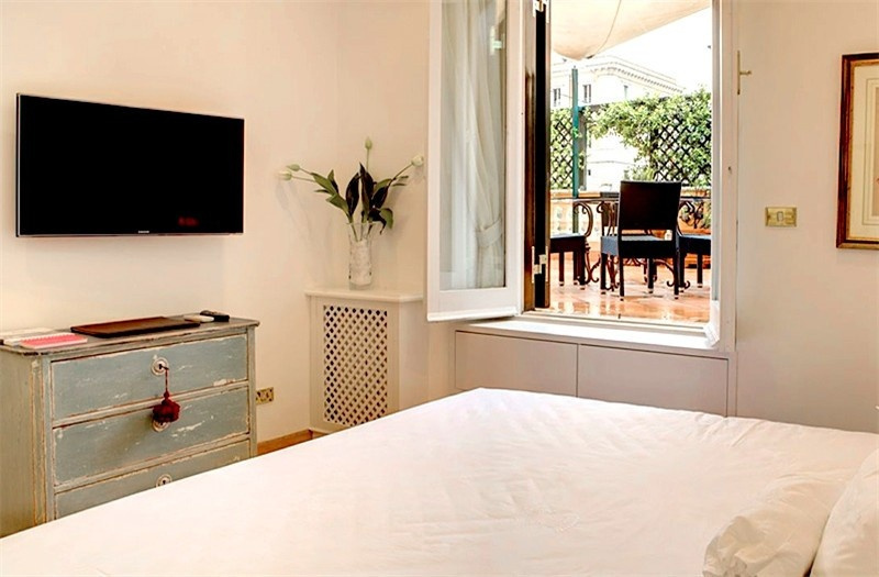 Garden Suite Apartment - Photo 7