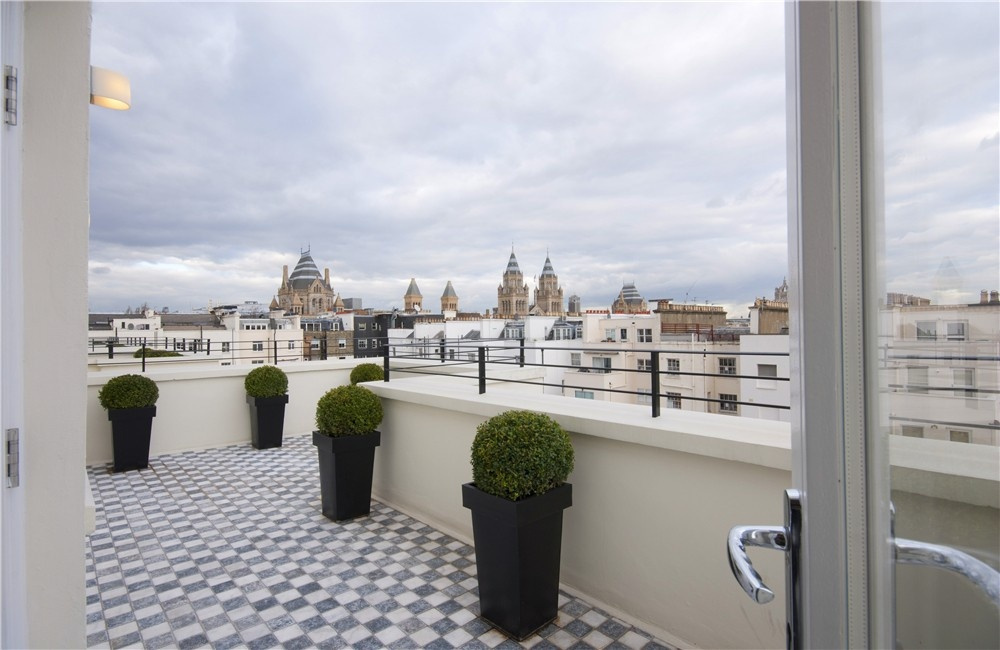 130 Queen's Gate Penthouse - Photo 11