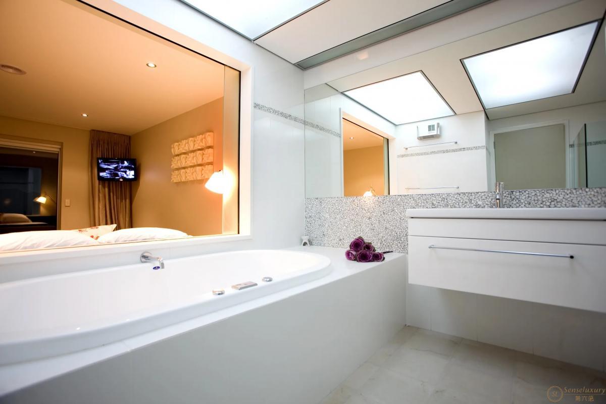 Ekara House - Photo 11