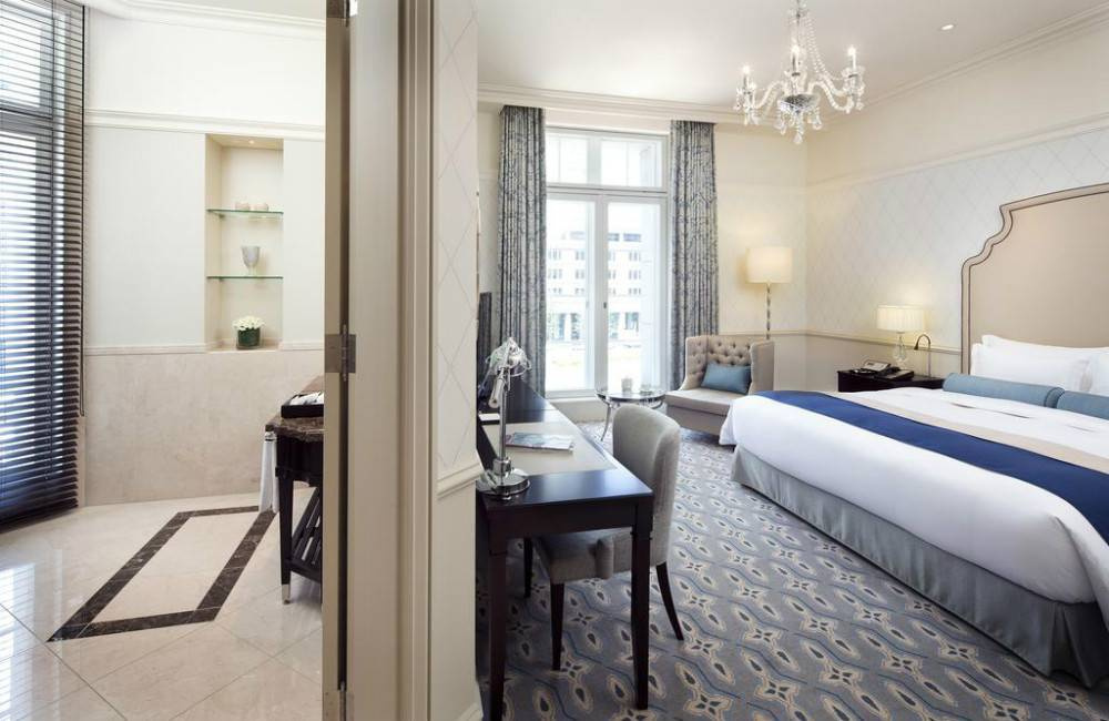 The Tokyo Station Hotel - Photo 19