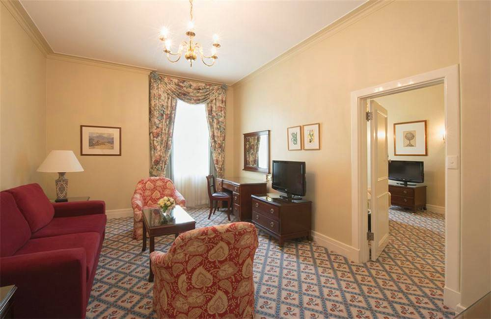The Hotel Windsor - Photo 3