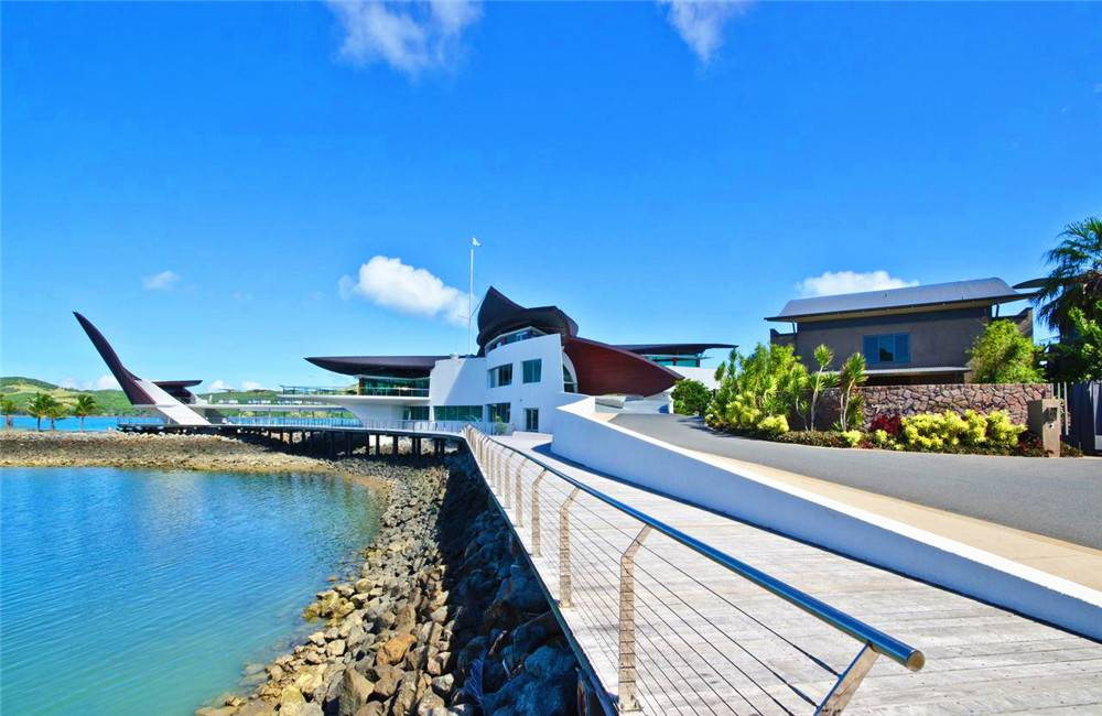 Yacht Club Villa 1 - Photo 3