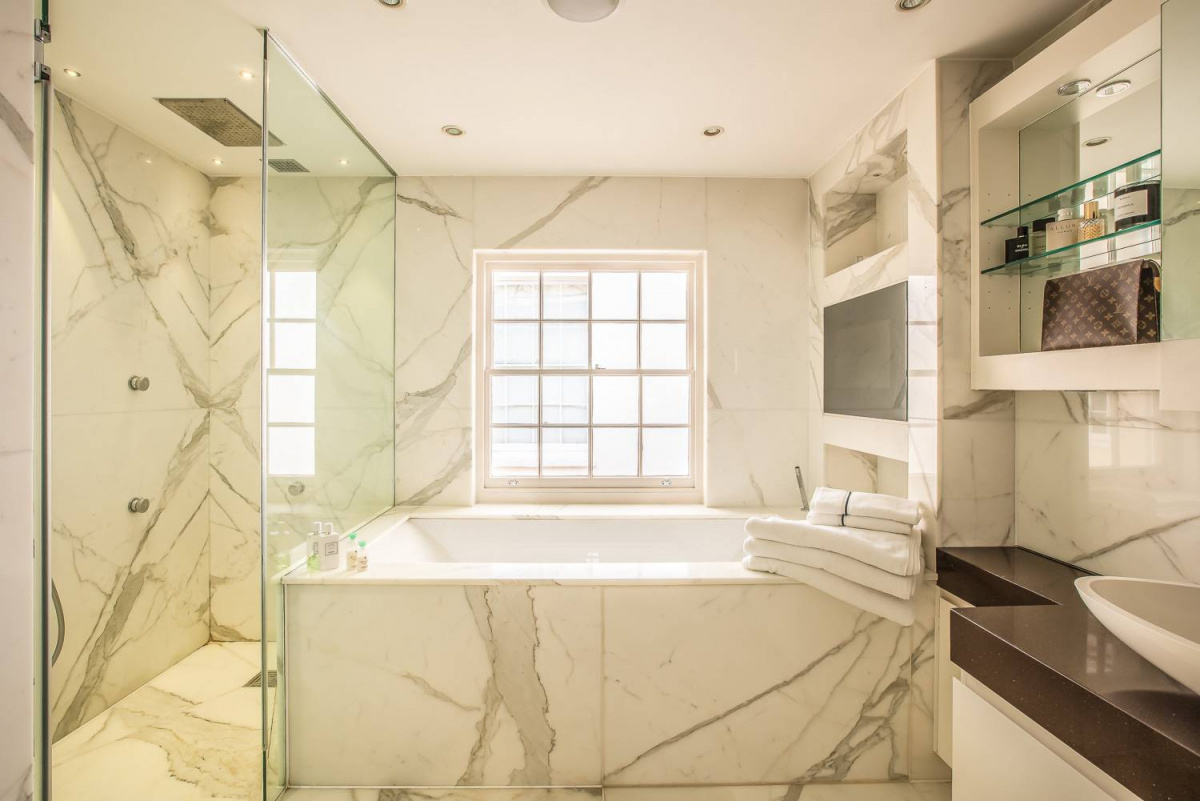 Eaton Square - Photo 11