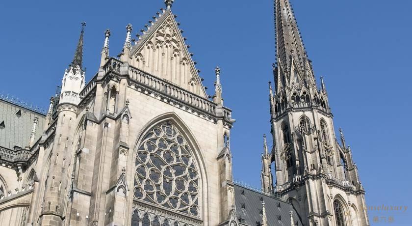阿姆多姆广场酒店 —— New Cathedral