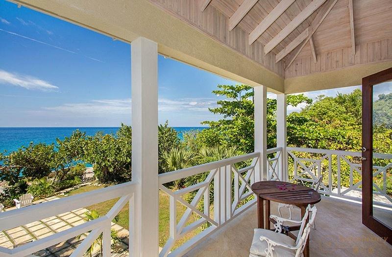 加勒比牙买加水畔悬崖别墅休息区