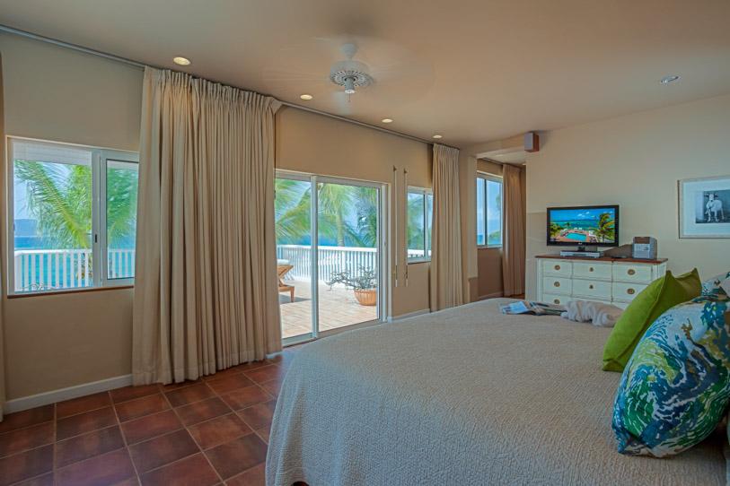 加勒比安圭拉天堂度假别墅观景卧室