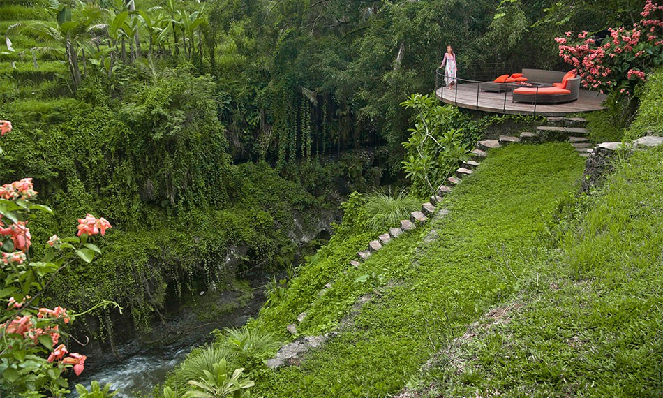 印尼巴厘岛彩虹别墅观景露台