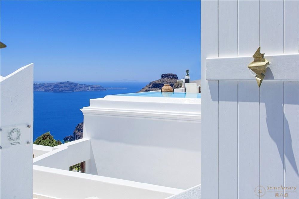 希腊圣托里尼岛瓷意别墅阳台