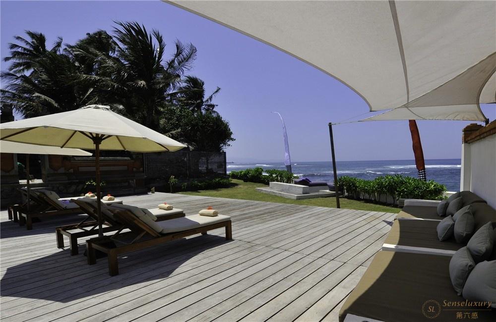 印尼巴厘岛玛雅海滨别墅露台