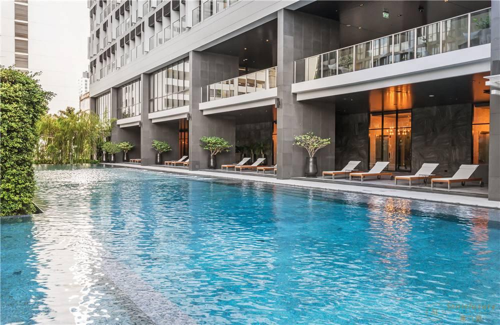 泰国曼谷巴吞旺县诺布尔隆齐公寓室外泳池