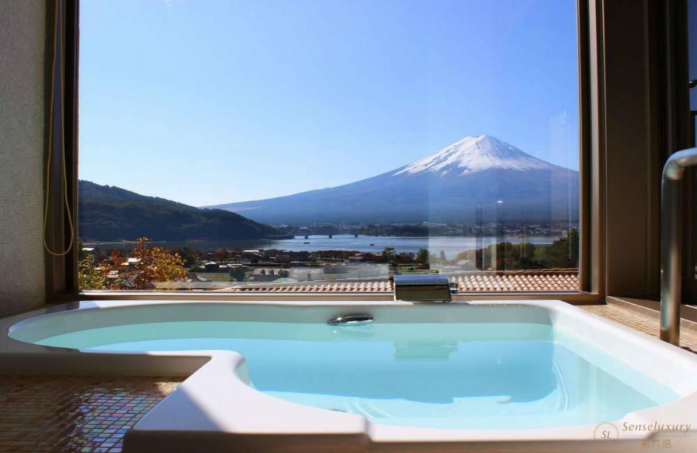 日本富士山La Vista富士河口湖窗台观景