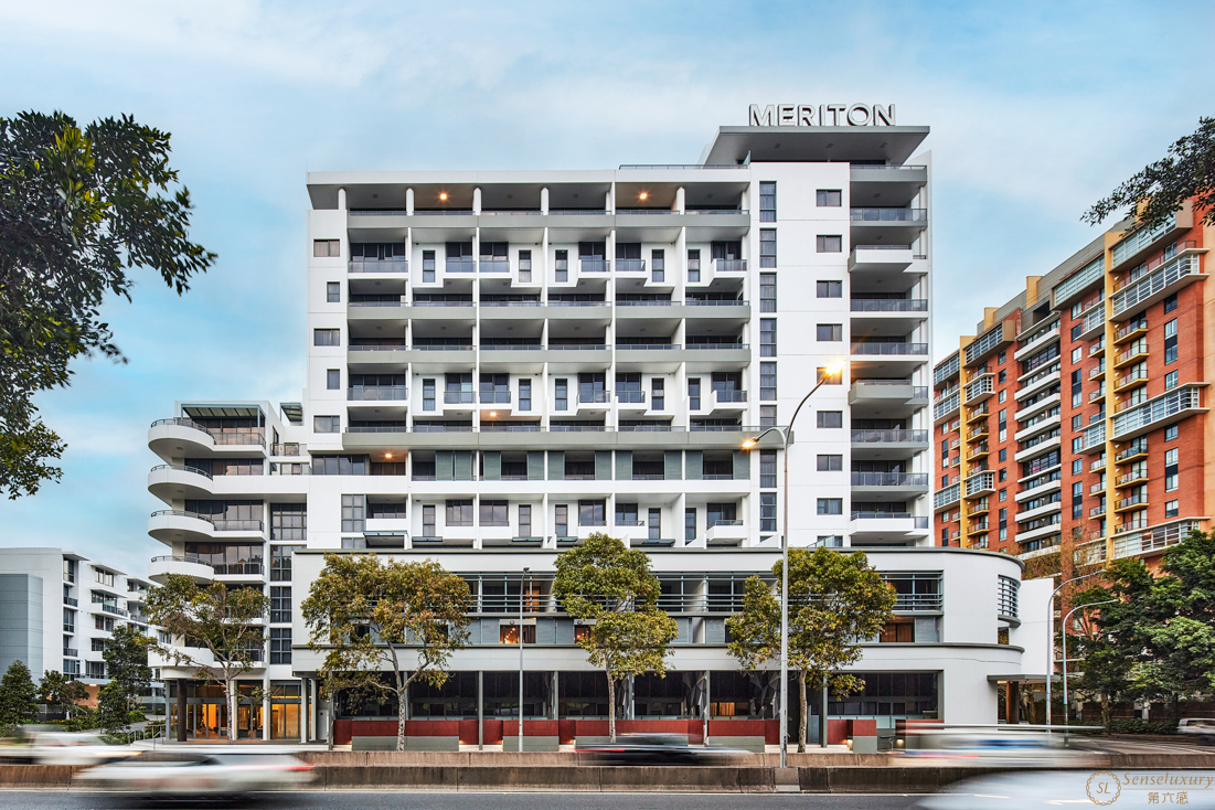 MERITON SUITES WATERLOO