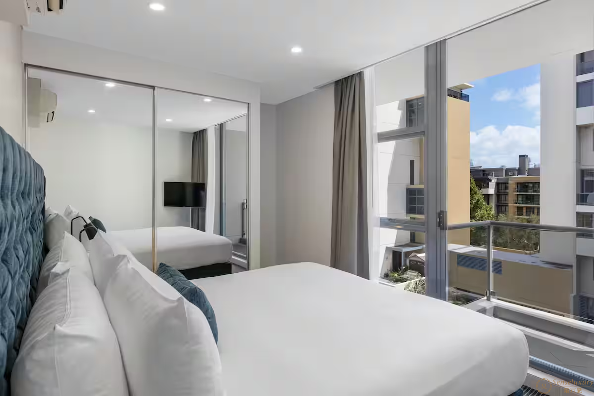 MERITON SUITES WATERLOO - Photo 15